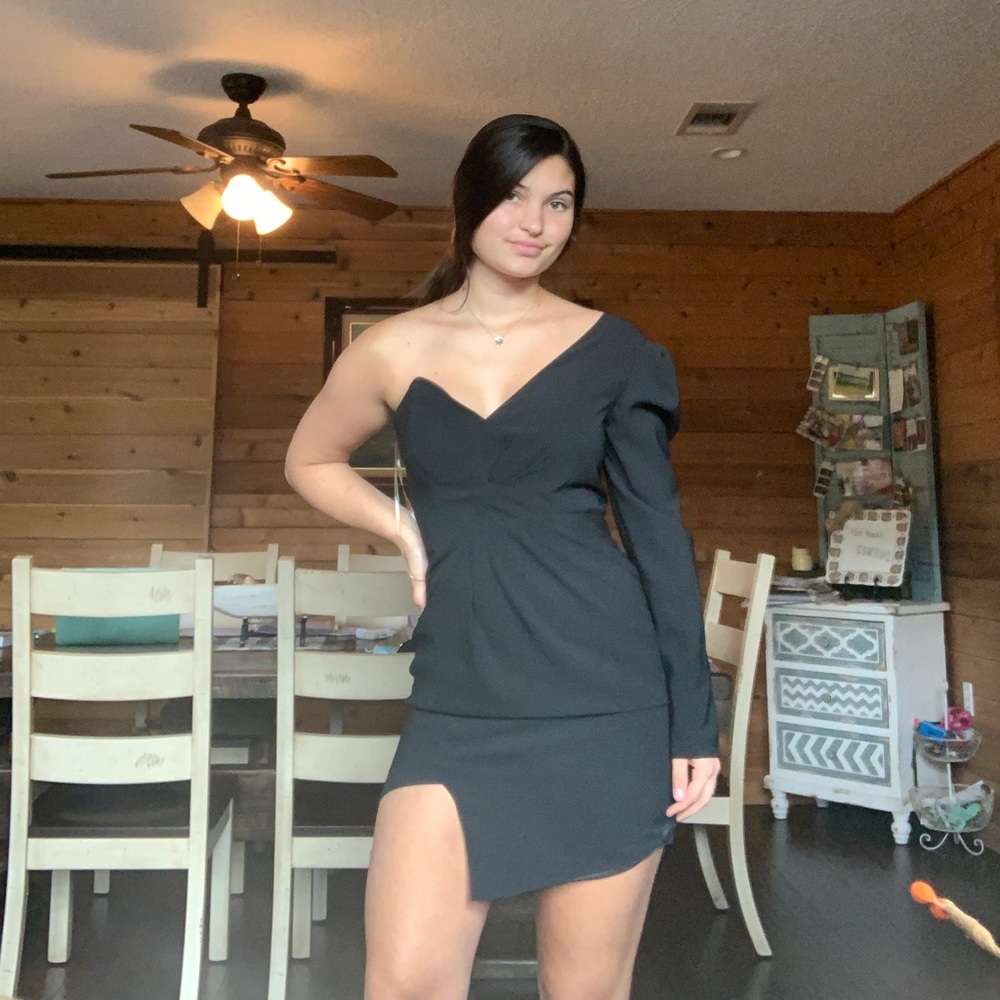 One shoulder black dress